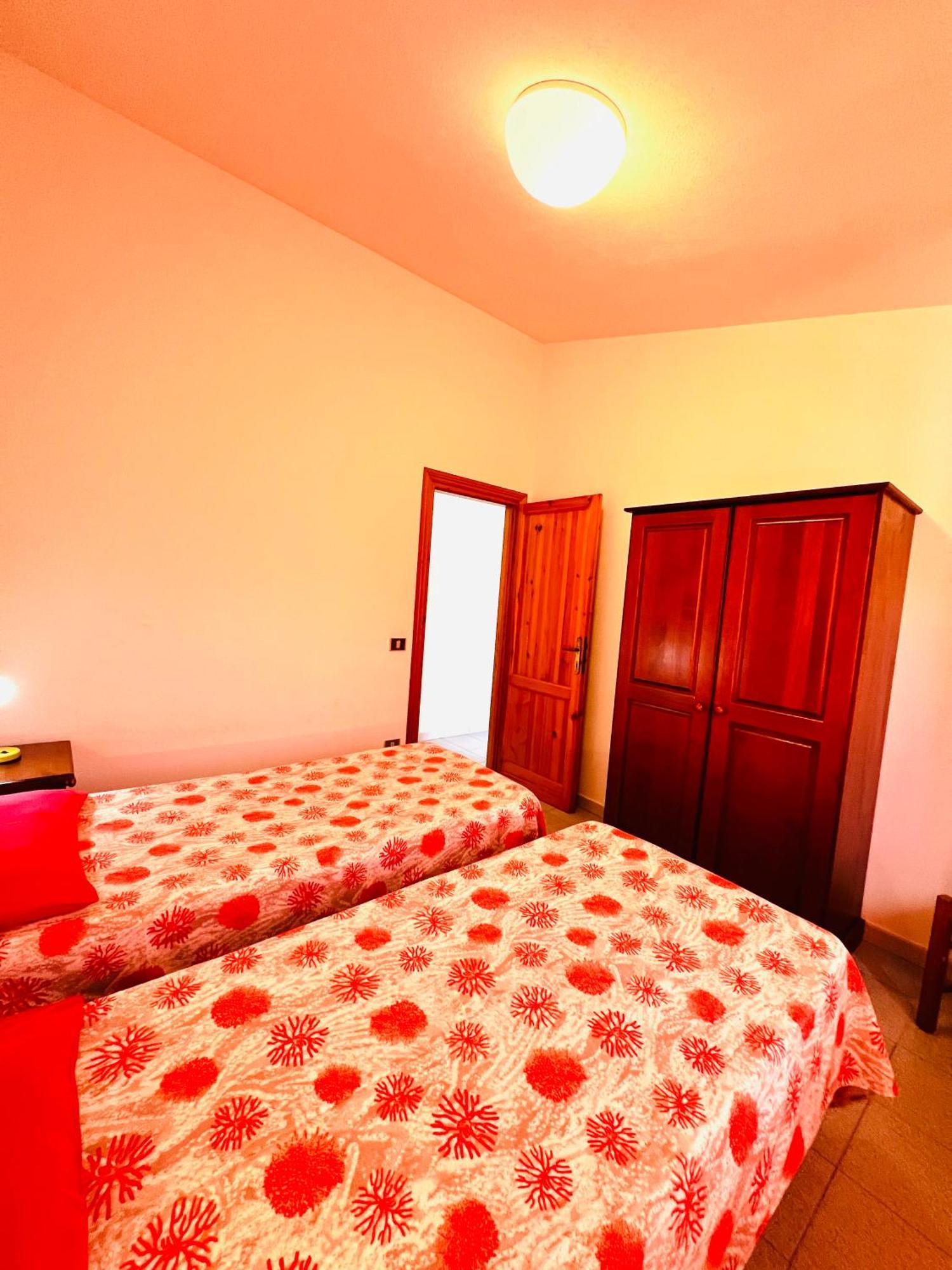 Residence La Cinta 8 San Teodoro  Buitenkant foto